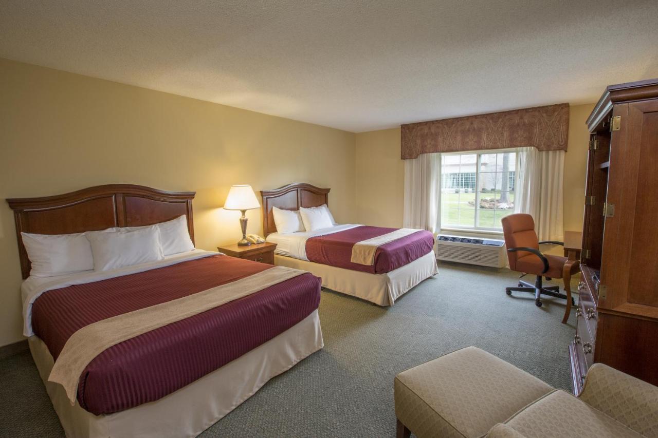 Swan Lake Resort Plymouth Room photo