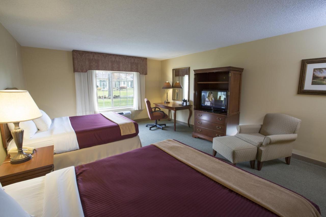 Swan Lake Resort Plymouth Room photo